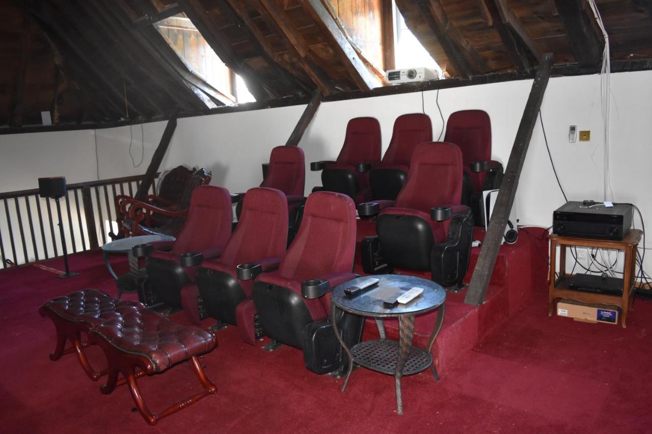 Chateau Roquehort Avec Ev Recharge Point 22Kw Monein Екстер'єр фото