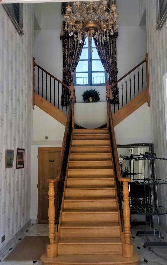 Chateau Roquehort Avec Ev Recharge Point 22Kw Monein Екстер'єр фото