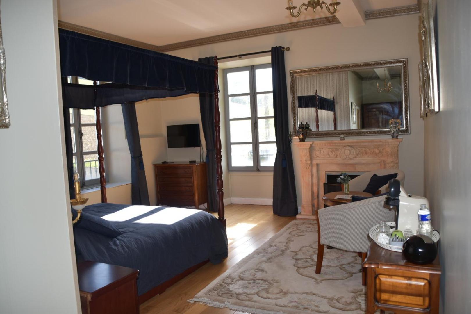 Chateau Roquehort Avec Ev Recharge Point 22Kw Monein Екстер'єр фото