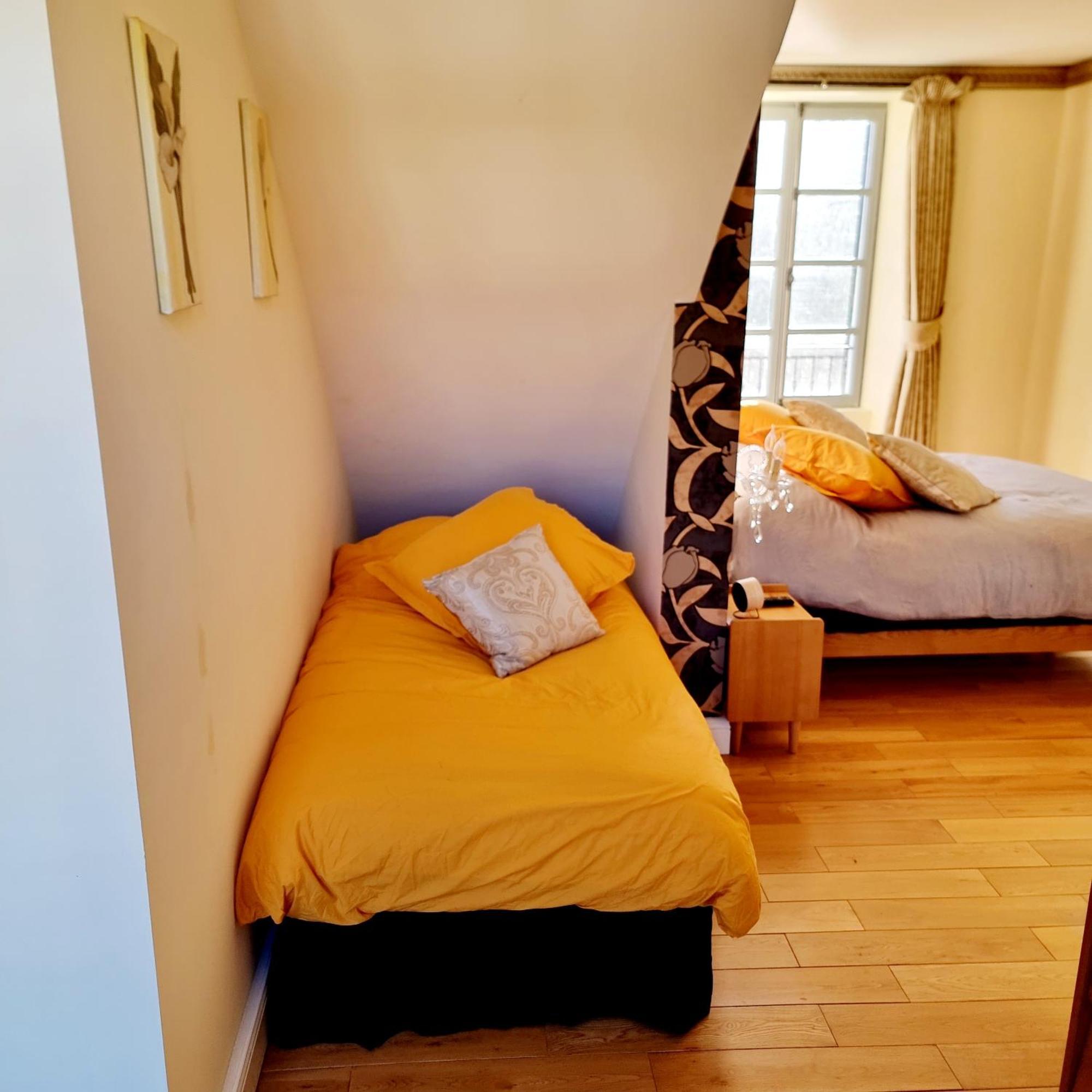 Chateau Roquehort Avec Ev Recharge Point 22Kw Monein Номер фото