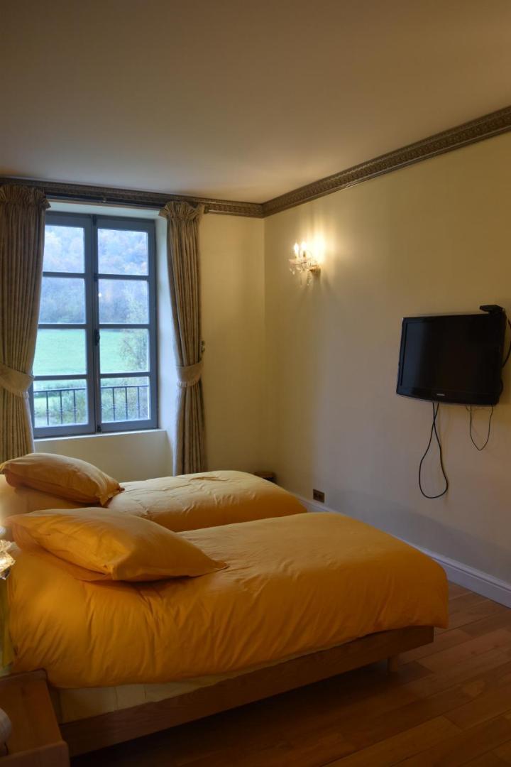 Chateau Roquehort Avec Ev Recharge Point 22Kw Monein Номер фото